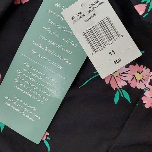 NWT B. Smart Black Dress with Pink Floral Design ~sz 11 - Picture 7 of 7